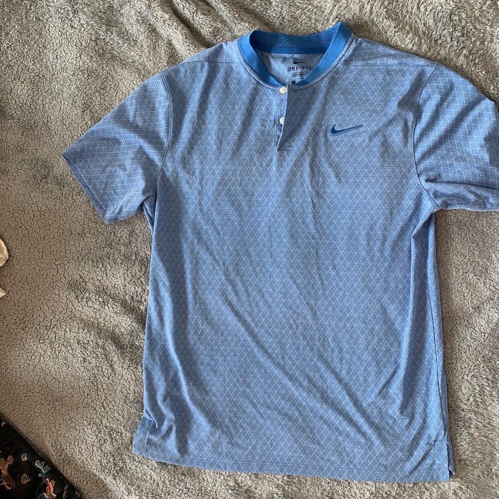 NIKE DRI-FIT shirt
